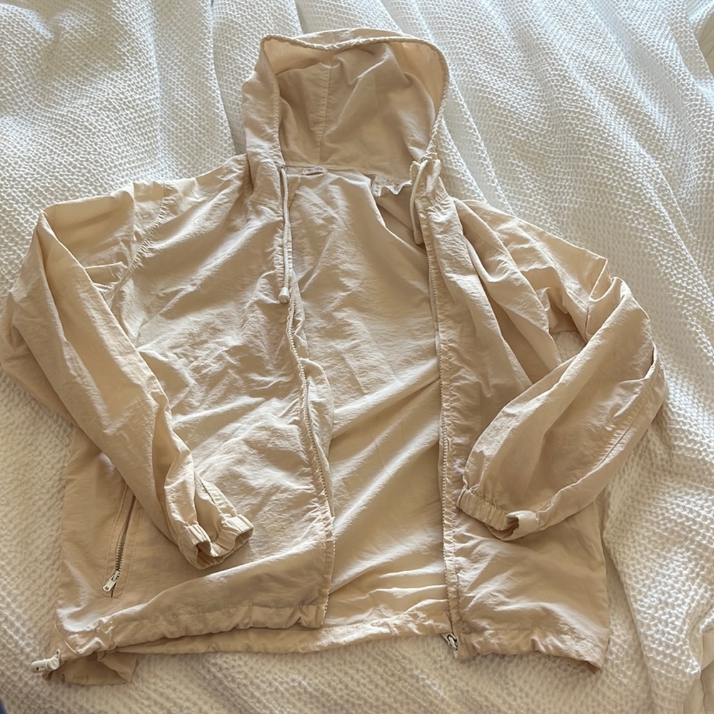 Brandy Melville Windbreaker